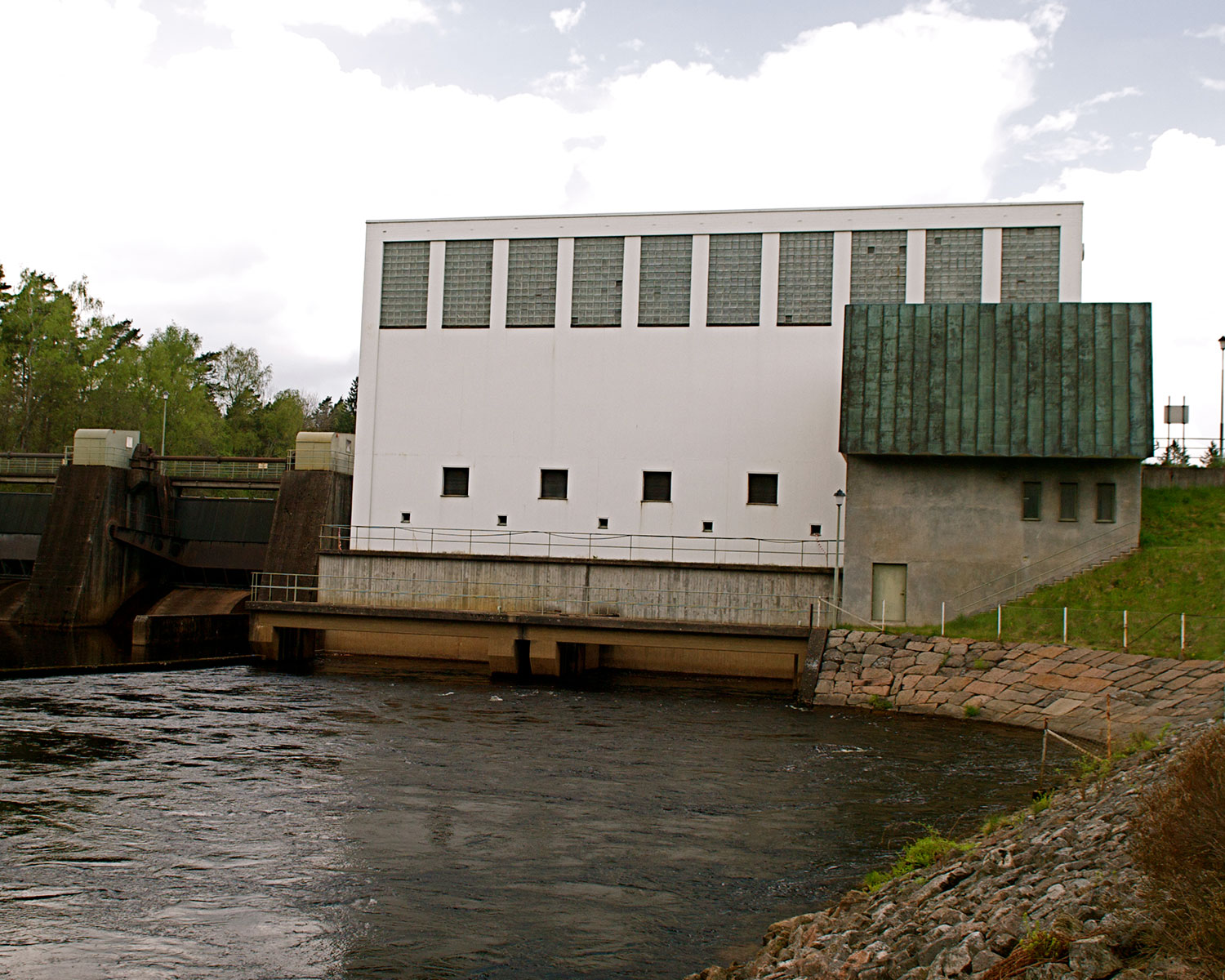 Kvarnaholm vattenkraftverk