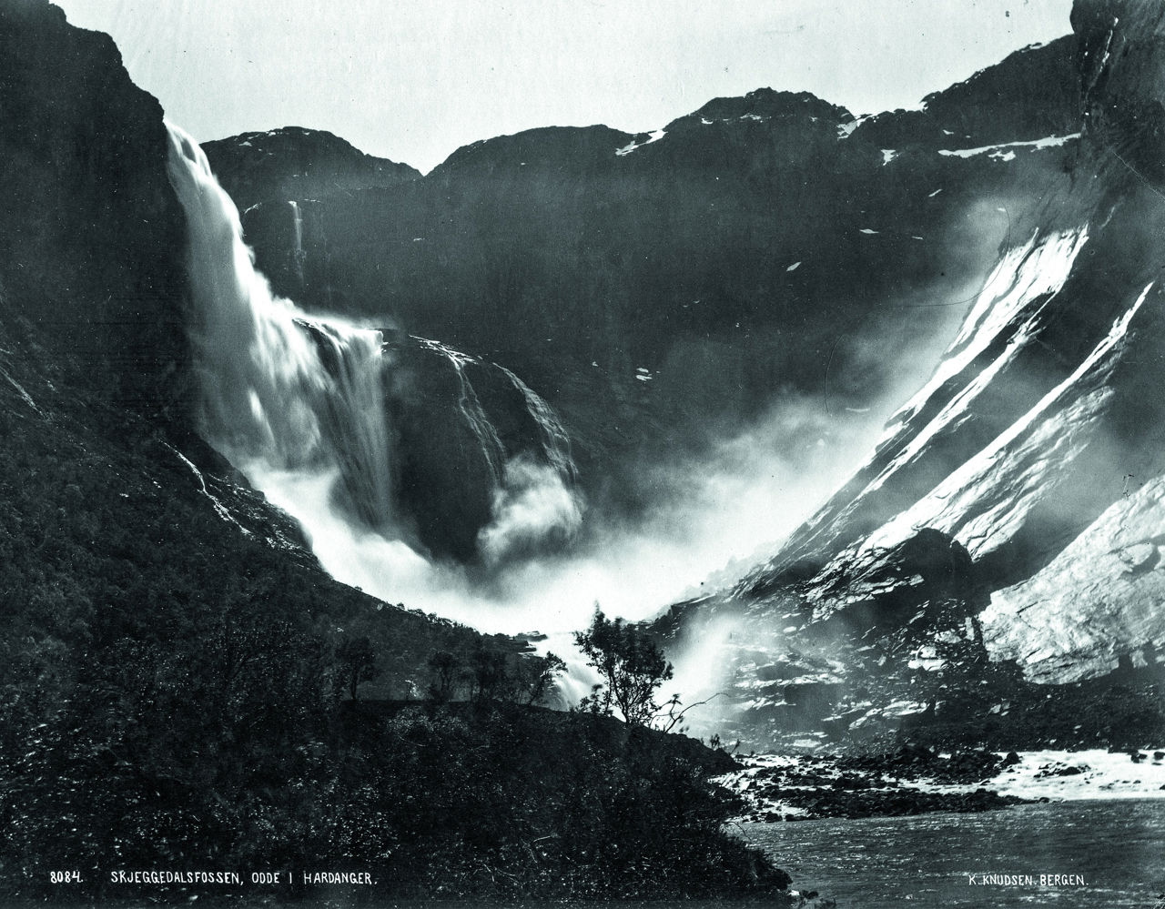 Skjeggedalsfossen, Hardanger