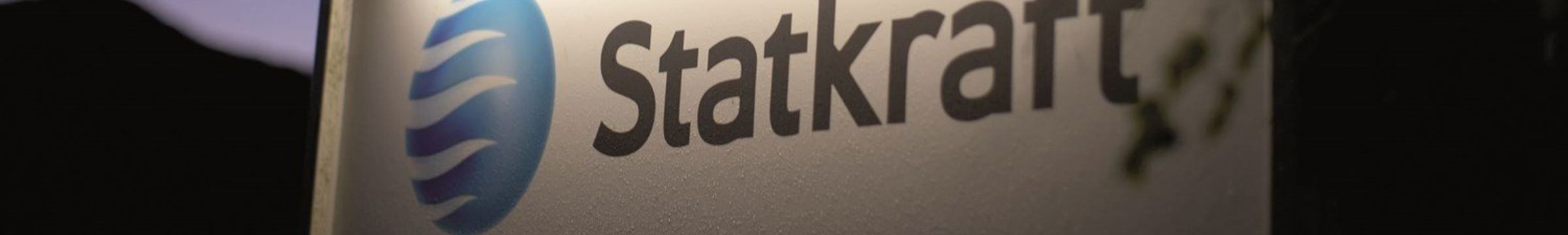 Skylt med Statkrafts logotyp